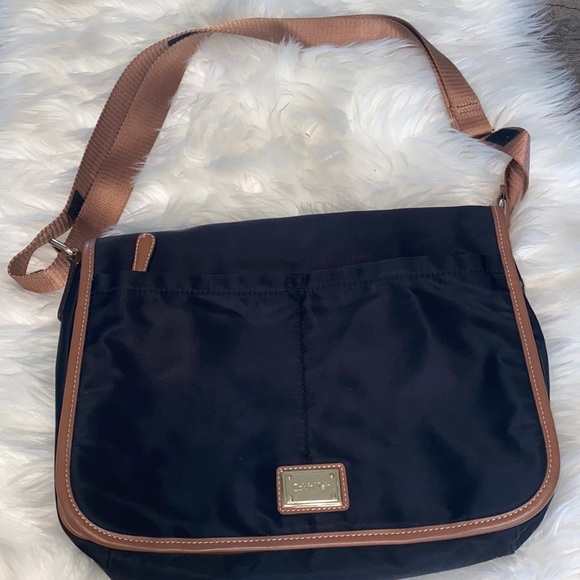 Calvin Klein Handbags - calvin klein crossbody bag great condition
